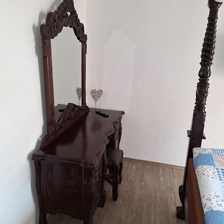 Gaestehaus Kretschmann เซลทิงเงน-อาคทิก ภายนอก รูปภาพ